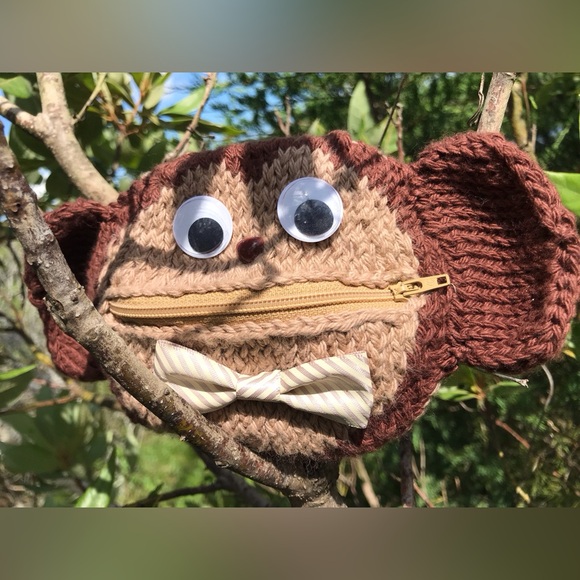 Handmade Knit Monkey Zipper Mouth Wild Bunch Coin Purse Wallet One Of A Kind - Picture 8 of 13
